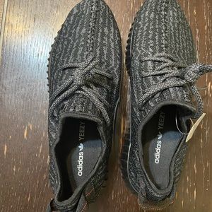 Adidas Yeezy Boost 350 Pirate Black